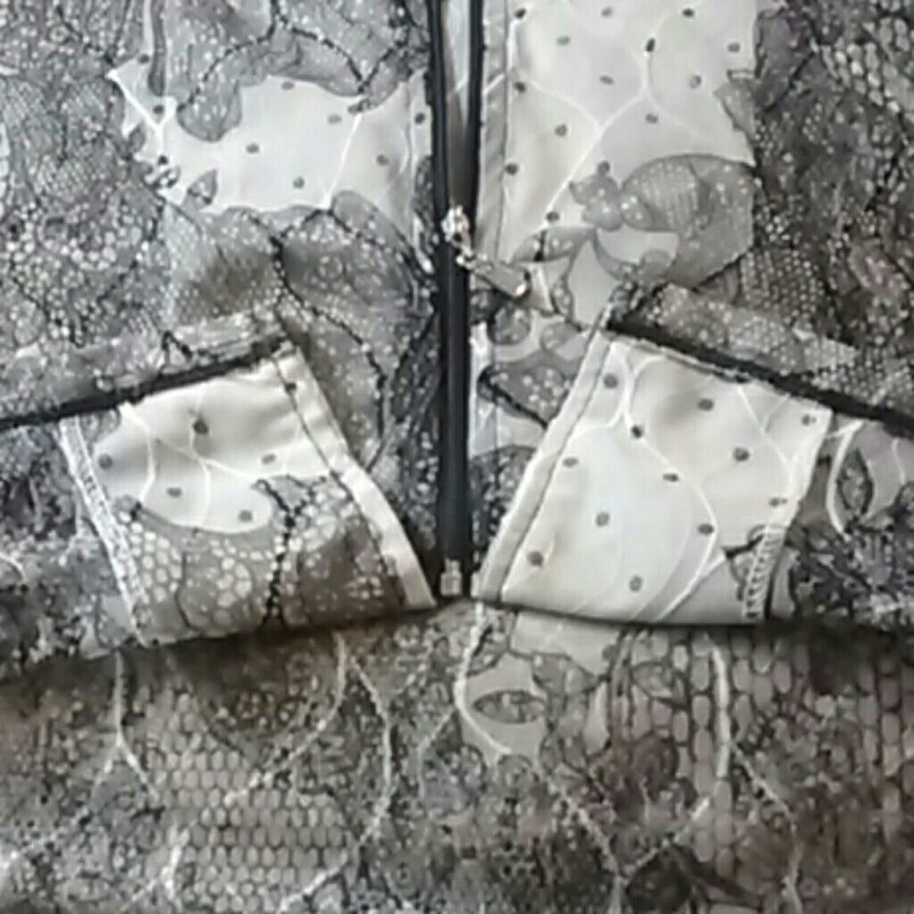 Damee, Inc. Sheer Vest - Picture 6 of 7